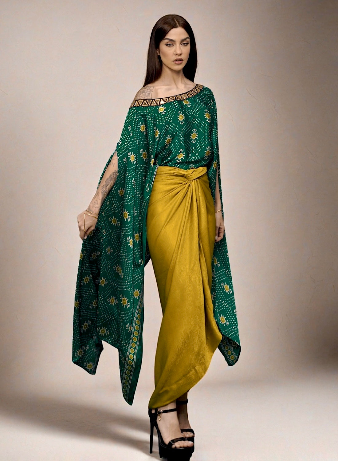 Naqsh drape set (G)