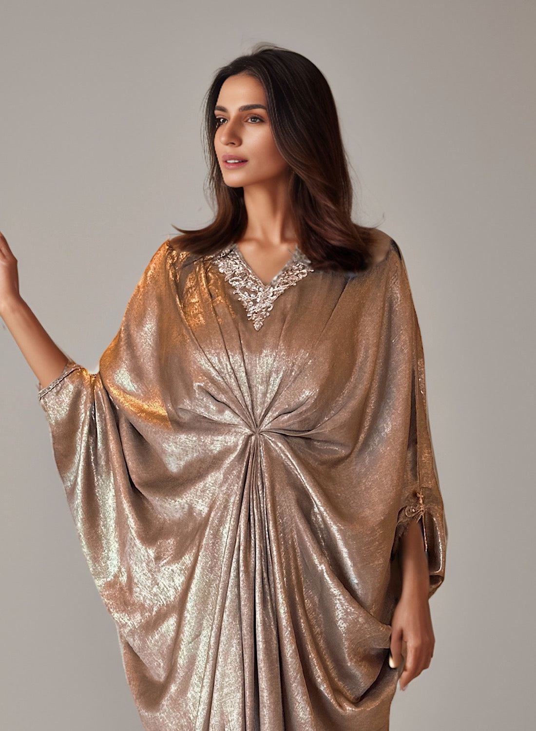Shimmer gold pleat
