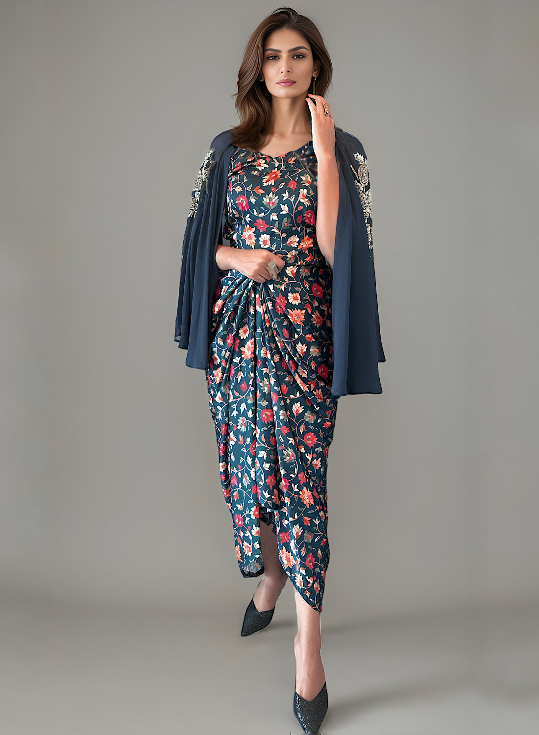 Zuri cape set in blue