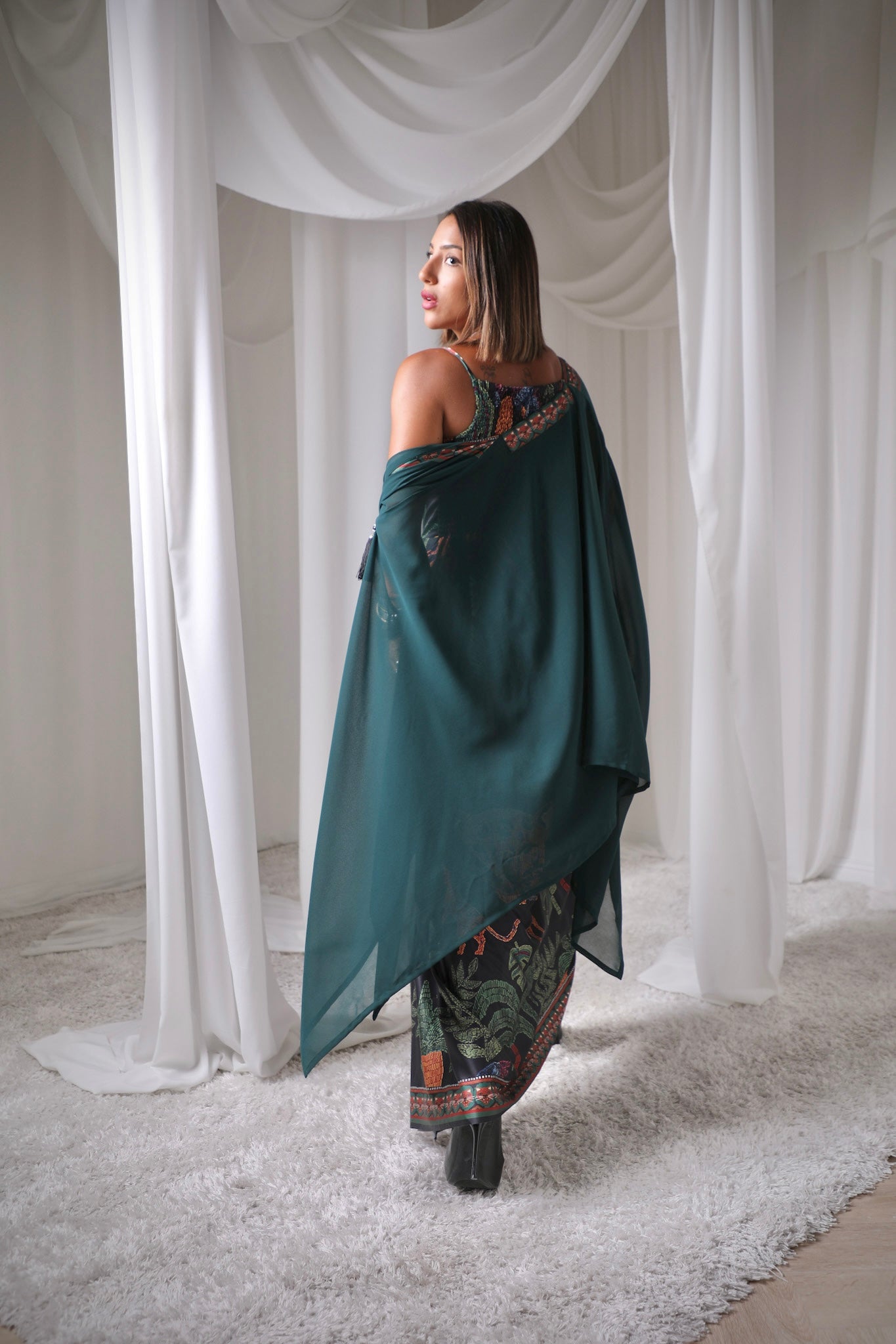 Nimra Cape set