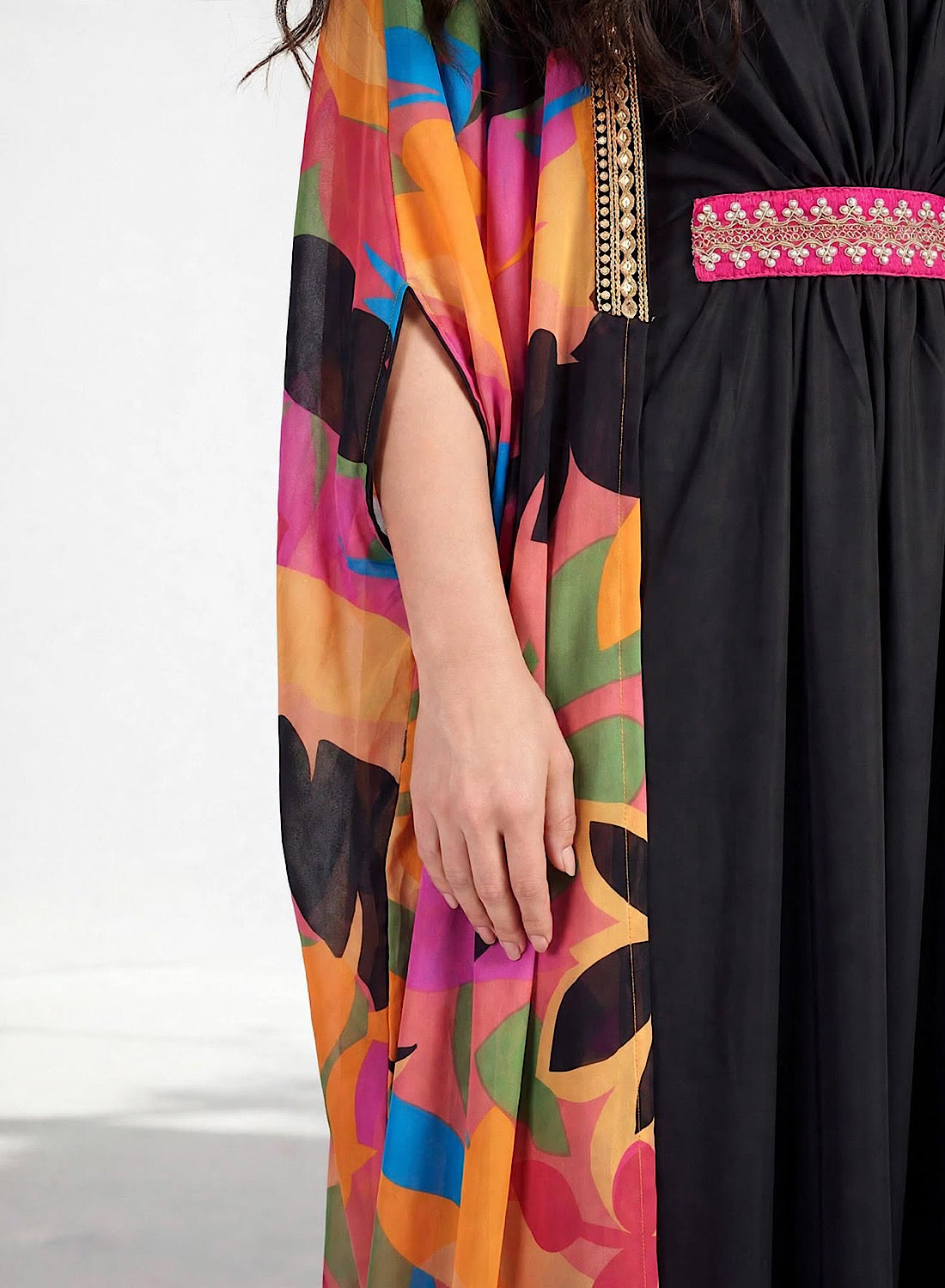 Rawnaq Kaftan