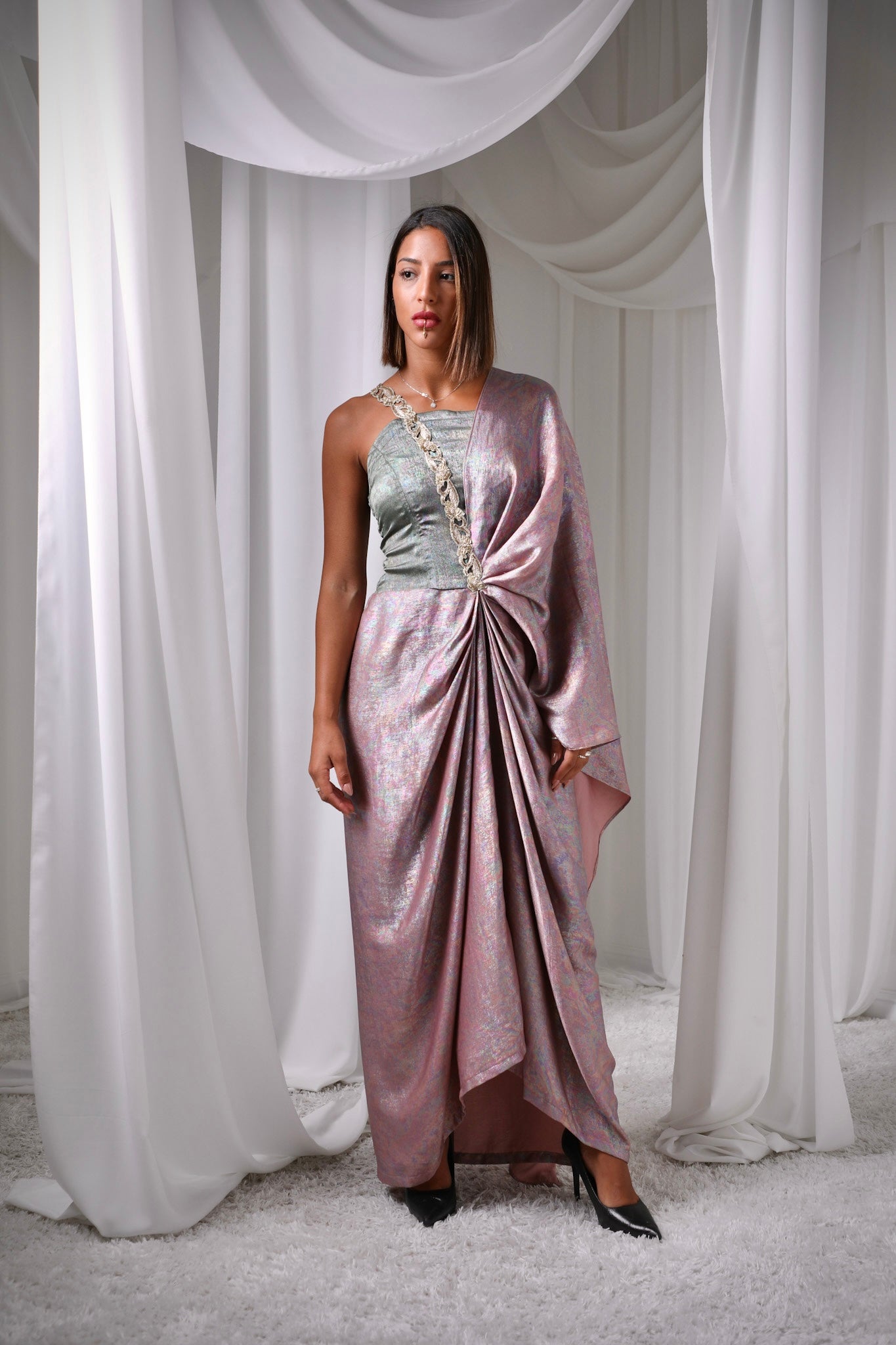 Athen Drape
