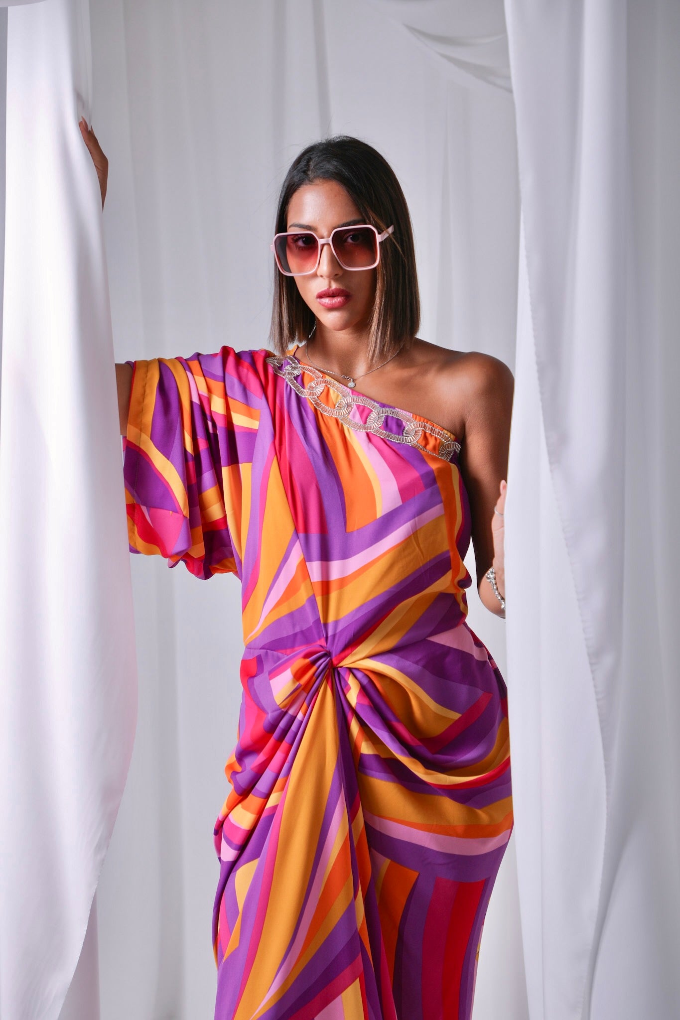 Huescape pleat dress