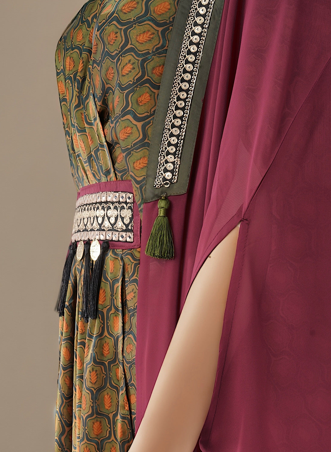 Sanabil Kaftan
