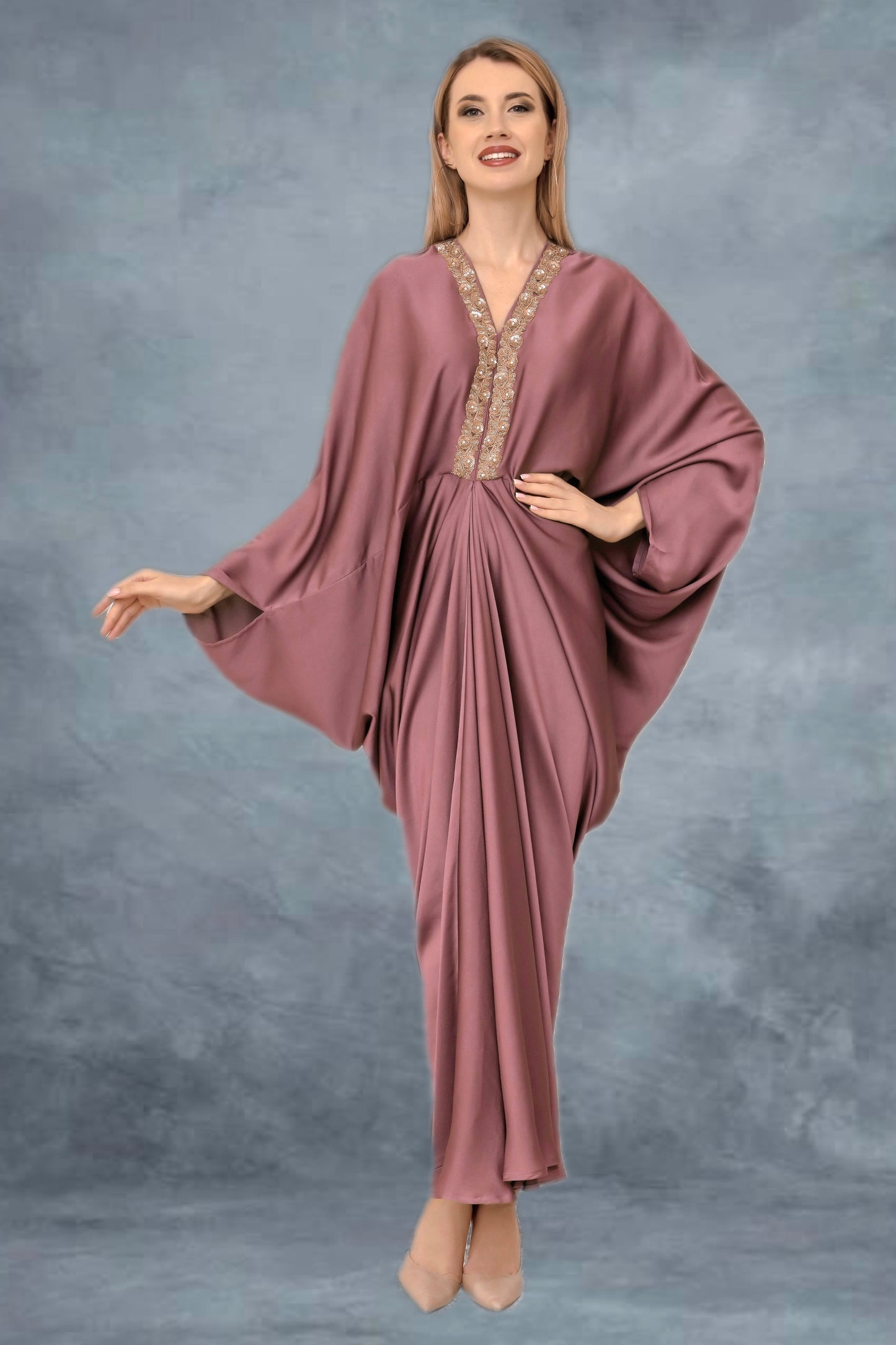 Elegant mauve kaftan