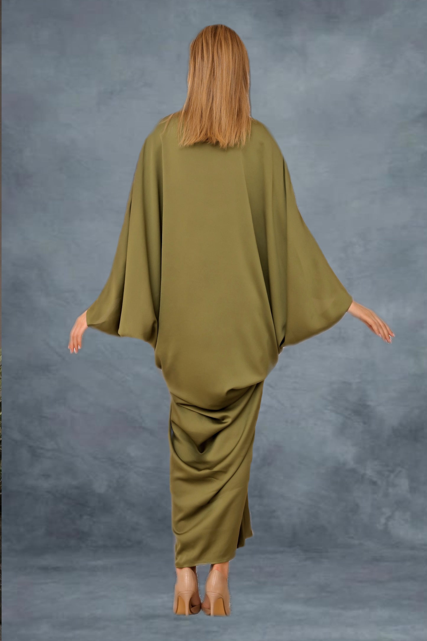 Elegant olive kaftan