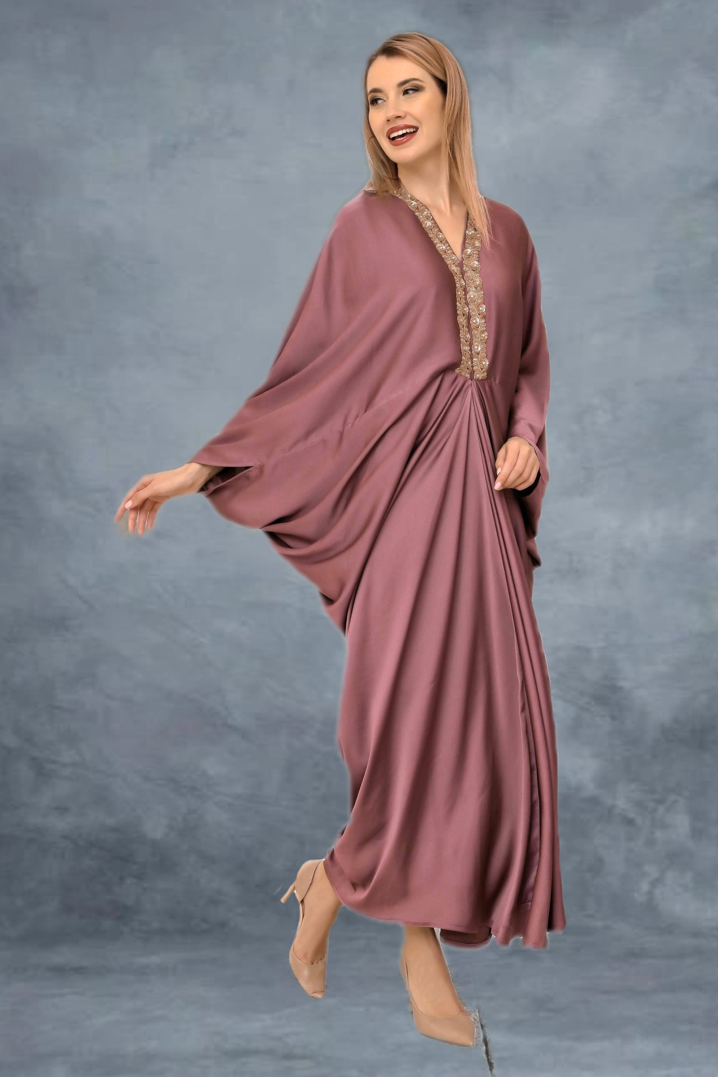 Elegant mauve kaftan